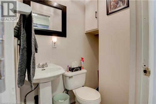 Bathroom featuring toilet - 116 Glamis Road, Cambridge, ON - Indoor Photo Showing Bathroom