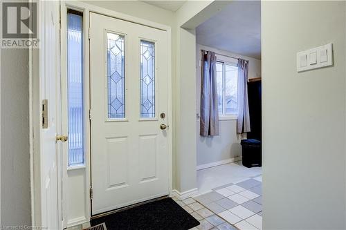 Entryway featuring light tile patterned flooring - 116 Glamis Road, Cambridge, ON - Indoor Photo Showing Other Room