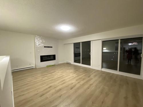 Upper Level Fl-832 Habgood Street, Surrey, BC - Indoor With Fireplace