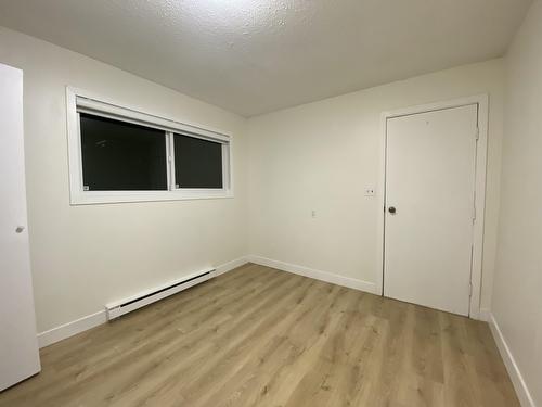 Upper Level Fl-832 Habgood Street, Surrey, BC - Indoor Photo Showing Other Room