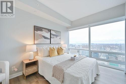 5004 - 15 Grenville Street, Toronto, ON - Indoor Photo Showing Bedroom