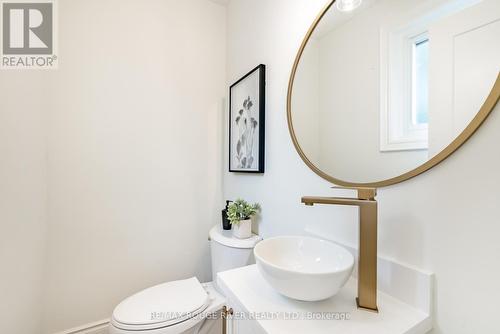 364 Holcan Avenue, Oshawa, ON - Indoor Photo Showing Bathroom