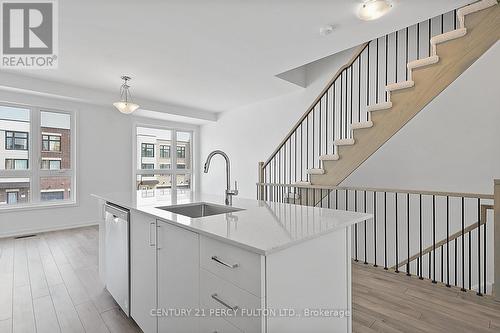 34 Pegler Street, Ajax, ON - Indoor Photo Showing Kitchen With Upgraded Kitchen