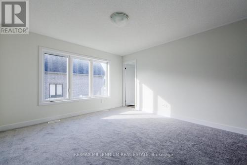 1088 Thompson Drive N, Oshawa, ON - Indoor Photo Showing Other Room