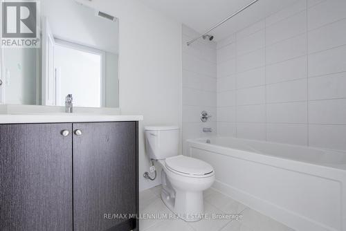 1088 Thompson Drive N, Oshawa, ON - Indoor Photo Showing Bathroom