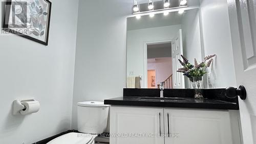 6 Shallowford Court, Toronto, ON - Indoor Photo Showing Bathroom