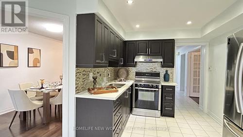 6 Shallowford Court, Toronto, ON - Indoor Photo Showing Kitchen With Double Sink