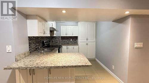 6 Shallowford Court, Toronto, ON - Indoor Photo Showing Kitchen With Double Sink