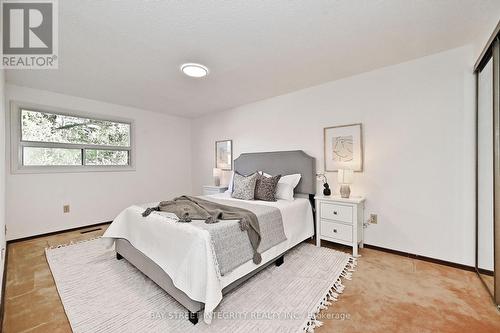 128 Larksmere Court, Markham, ON - Indoor Photo Showing Bedroom