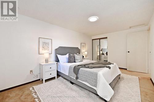 128 Larksmere Court, Markham, ON - Indoor Photo Showing Bedroom