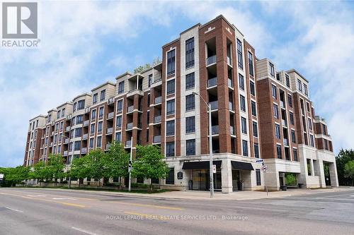 219 - 25 Earlington Avenue, Toronto, ON - Outdoor With Facade