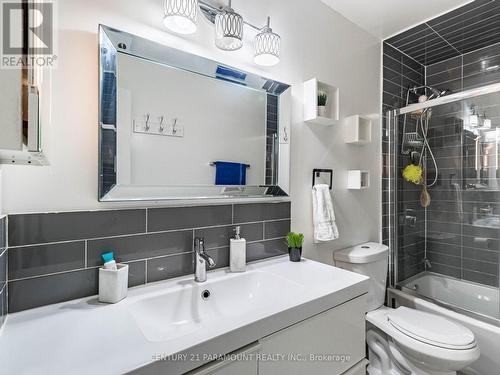 7805 Wildfern Drive, Mississauga, ON - Indoor Photo Showing Bathroom