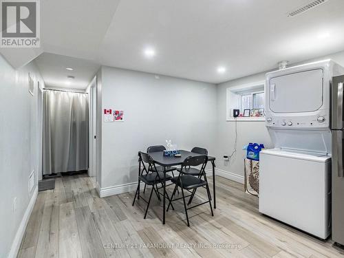 7805 Wildfern Drive, Mississauga, ON - Indoor Photo Showing Laundry Room