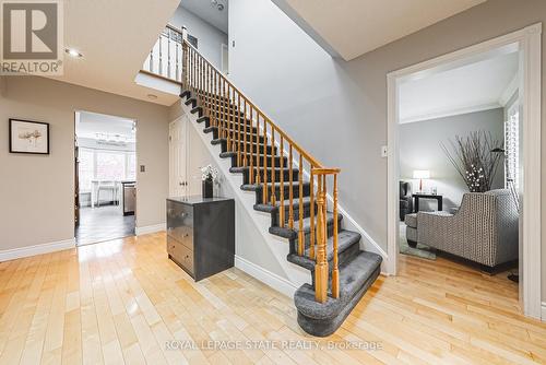 145 Dragoon Drive, Hamilton, ON - Indoor Photo Showing Other Room