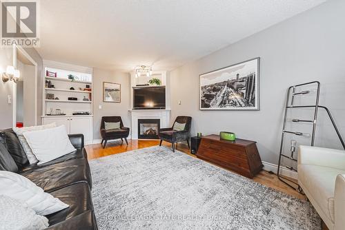 145 Dragoon Drive, Hamilton, ON - Indoor Photo Showing Living Room With Fireplace