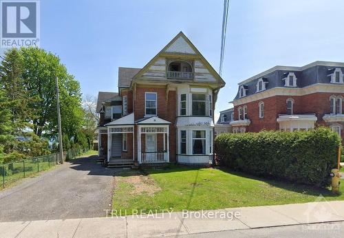 33 Lakeshore Drive, South Dundas, ON - Outdoor With Facade