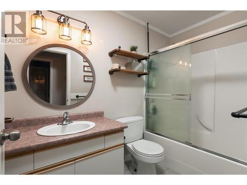 Main level - 2745 Northview Place, Lake Country, BC - Indoor Photo Showing Bathroom