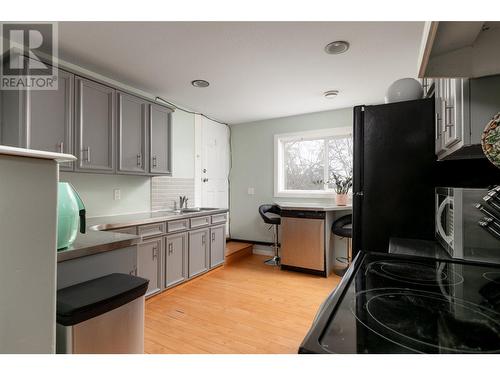 2745 Northview Place, Lake Country, BC - Indoor Photo Showing Kitchen