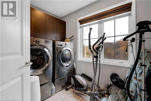 206 Amand Drive, Kitchener, ON - Indoor Photo Showing Laundry Room