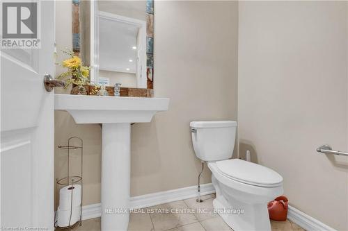 206 Amand Drive, Kitchener, ON - Indoor Photo Showing Bathroom