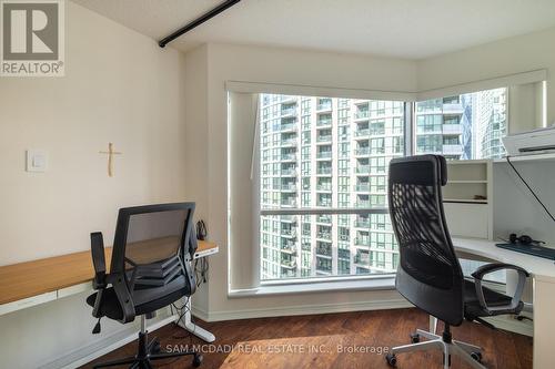 1404 - 10 Yonge Street, Toronto, ON - Indoor Photo Showing Office