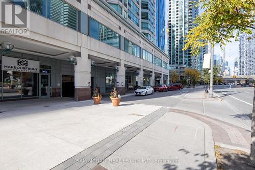 1404 - 10 Yonge Street, Toronto, ON - Outdoor