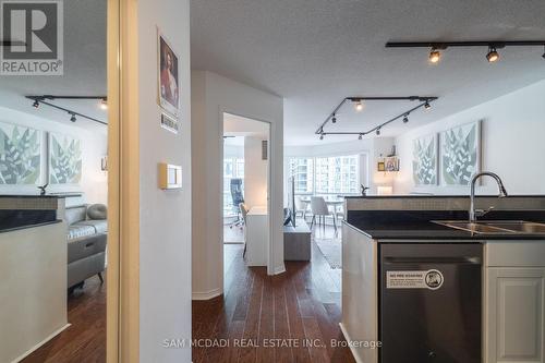 1404 - 10 Yonge Street, Toronto, ON - Indoor Photo Showing Kitchen With Double Sink