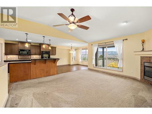 3512 Ridge Boulevard Unit# 3, West Kelowna, BC - Indoor With Fireplace