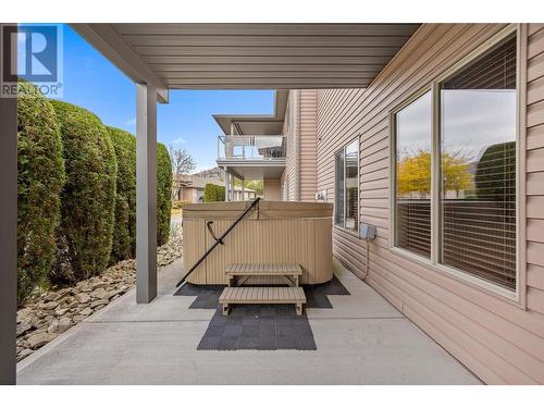 3512 Ridge Boulevard Unit# 3, West Kelowna, BC - Outdoor With Exterior