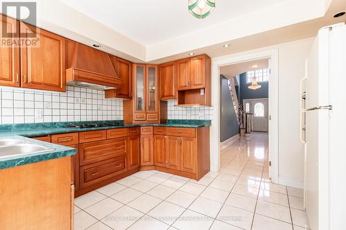 57 Orr Crescent, Hamilton, ON - Indoor Photo Showing Kitchen