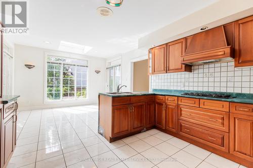 57 Orr Crescent, Hamilton, ON - Indoor Photo Showing Kitchen