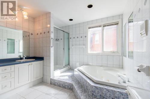 57 Orr Crescent, Hamilton, ON - Indoor Photo Showing Bathroom