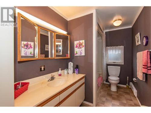 3983 Broadway Avenue, Smithers, BC - Indoor Photo Showing Bathroom