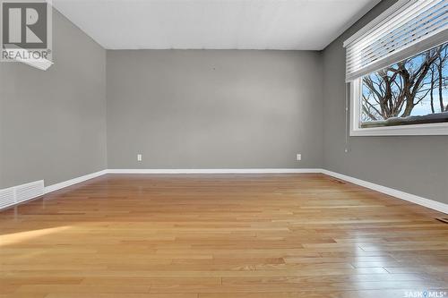 18 Young Crescent, Regina, SK - Indoor Photo Showing Other Room