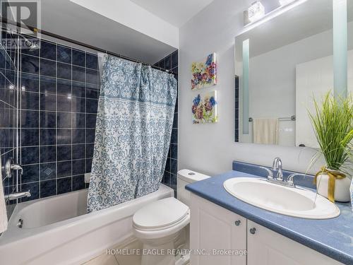 87 Longview Drive, Bradford West Gwillimbury, ON - Indoor Photo Showing Bathroom