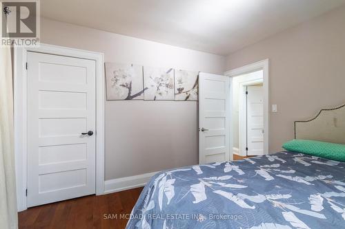 1628 Petrie Way, Mississauga, ON - Indoor Photo Showing Bedroom