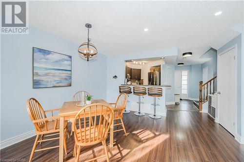 256 Starwood Drive, Guelph, ON - Indoor Photo Showing Dining Room