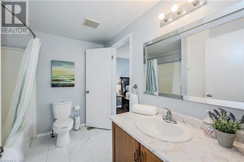 256 Starwood Drive, Guelph, ON - Indoor Photo Showing Bathroom