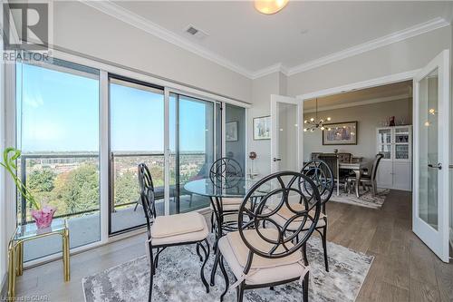 1880 Gordon Street Unit# 805, Guelph, ON - Indoor Photo Showing Dining Room