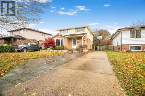 305 Mercer Street, Chatham, ON - Outdoor With Facade