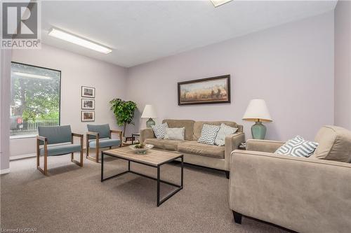 260 Sheldon Avenue N Unit# 706, Kitchener, ON - Indoor Photo Showing Living Room