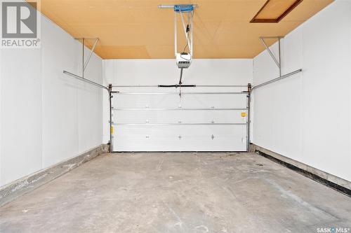 229 Badger Court, Saskatoon, SK - Indoor Photo Showing Garage