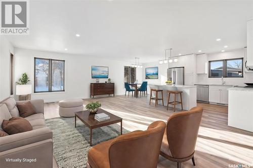 229 Badger Court, Saskatoon, SK - Indoor Photo Showing Living Room