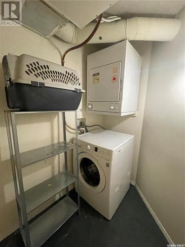 302 2217 Angus Street, Regina, SK - Indoor Photo Showing Laundry Room