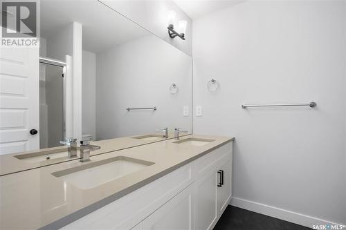 167 Kostiuk Crescent, Saskatoon, SK - Indoor Photo Showing Bathroom