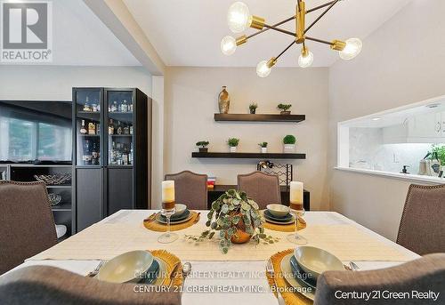 112 - 2149 Mountain Grove Avenue, Burlington, ON - Indoor Photo Showing Dining Room