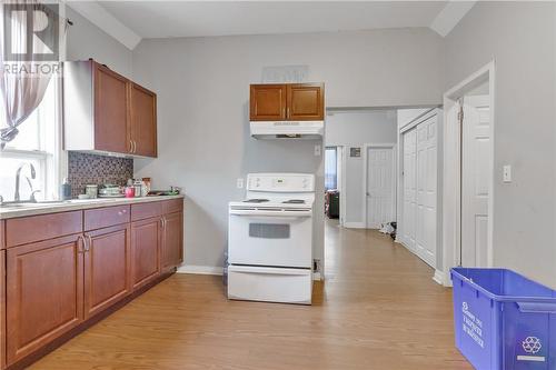 248 Murray Street, Sudbury, ON - Indoor Photo Showing Kitchen