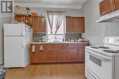 248 Murray Street, Sudbury, ON - Indoor Photo Showing Kitchen With Double Sink