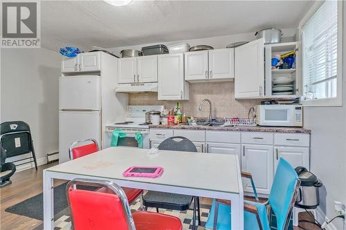 248 Murray Street, Sudbury, ON - Indoor Photo Showing Kitchen