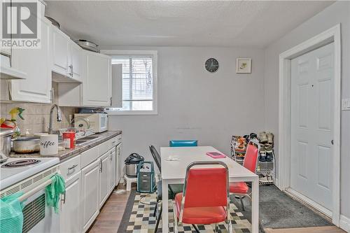 248 Murray Street, Sudbury, ON - Indoor Photo Showing Kitchen